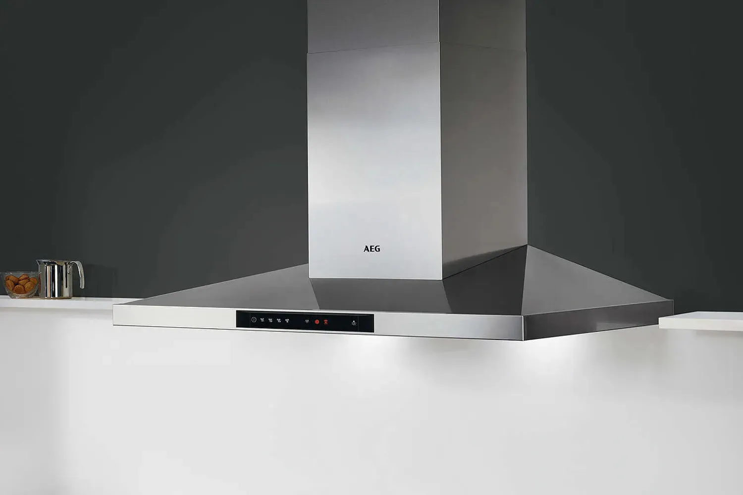 AEG 90cm Chimney Cooker Hood | DKB5960HM