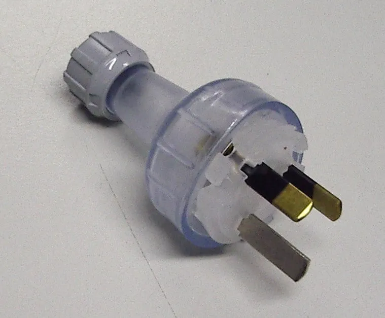 Clipsal 3 Pin 10 AMP Australian Re-wireable Replacement GPO Plug Top