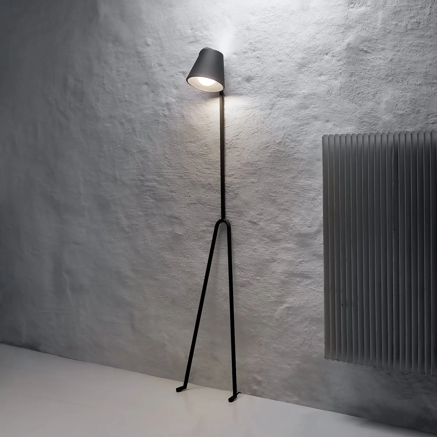 design house stockholm | manana floor lamp - DC