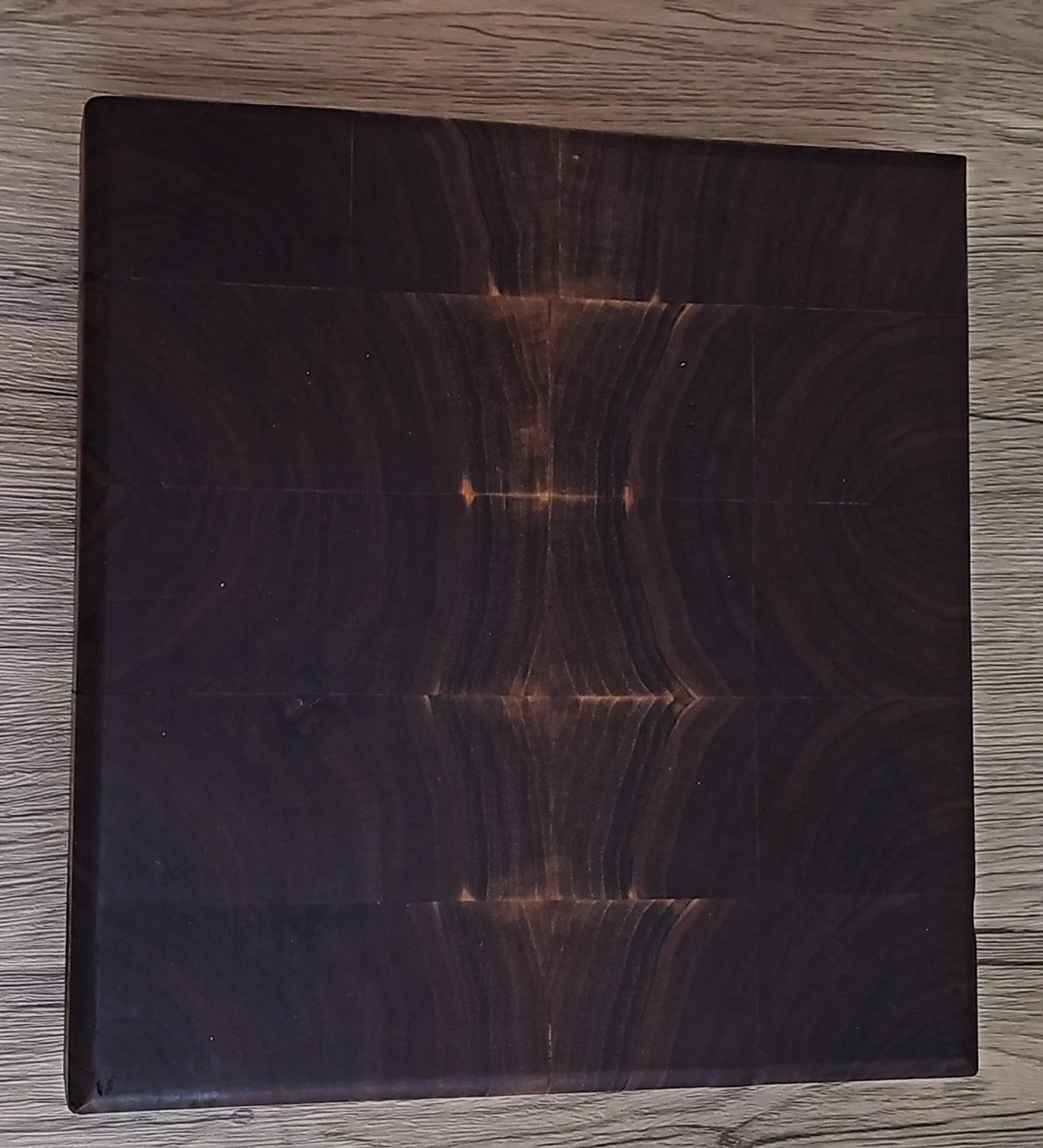 End Grain Walnut Cutting Board