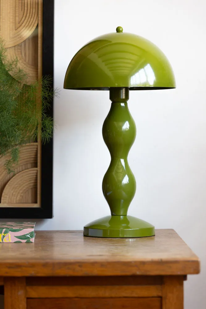 Green Wavy Retro Table Lamp