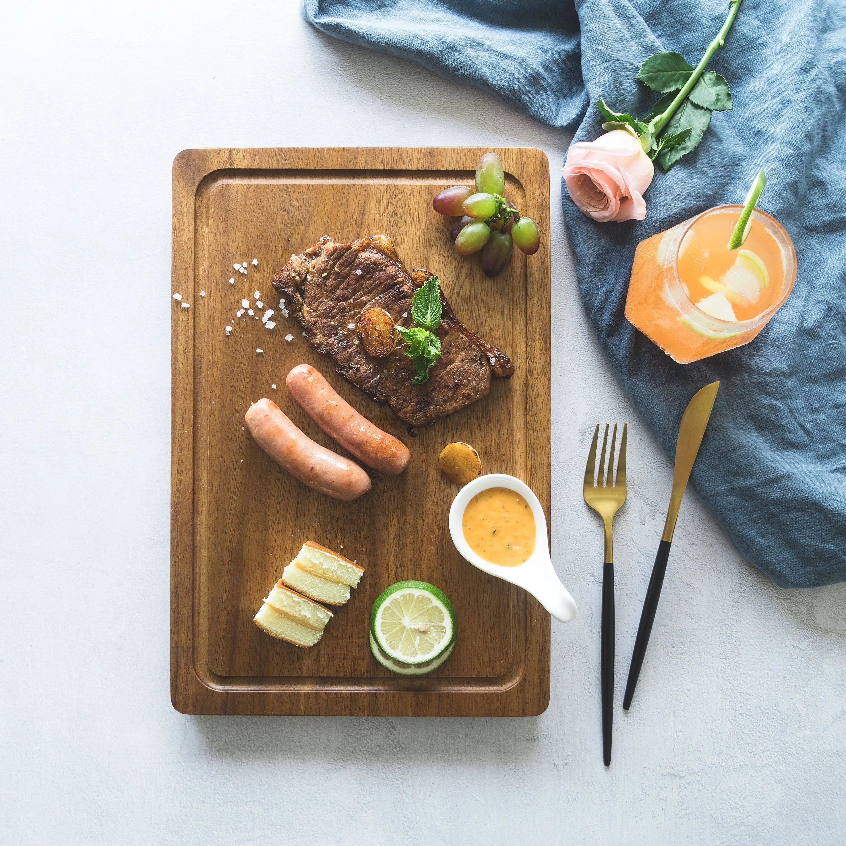 Large Cutting Board & Professional Heavy Duty Butcher Block w/Juice Groove Handle, Pre Oiled