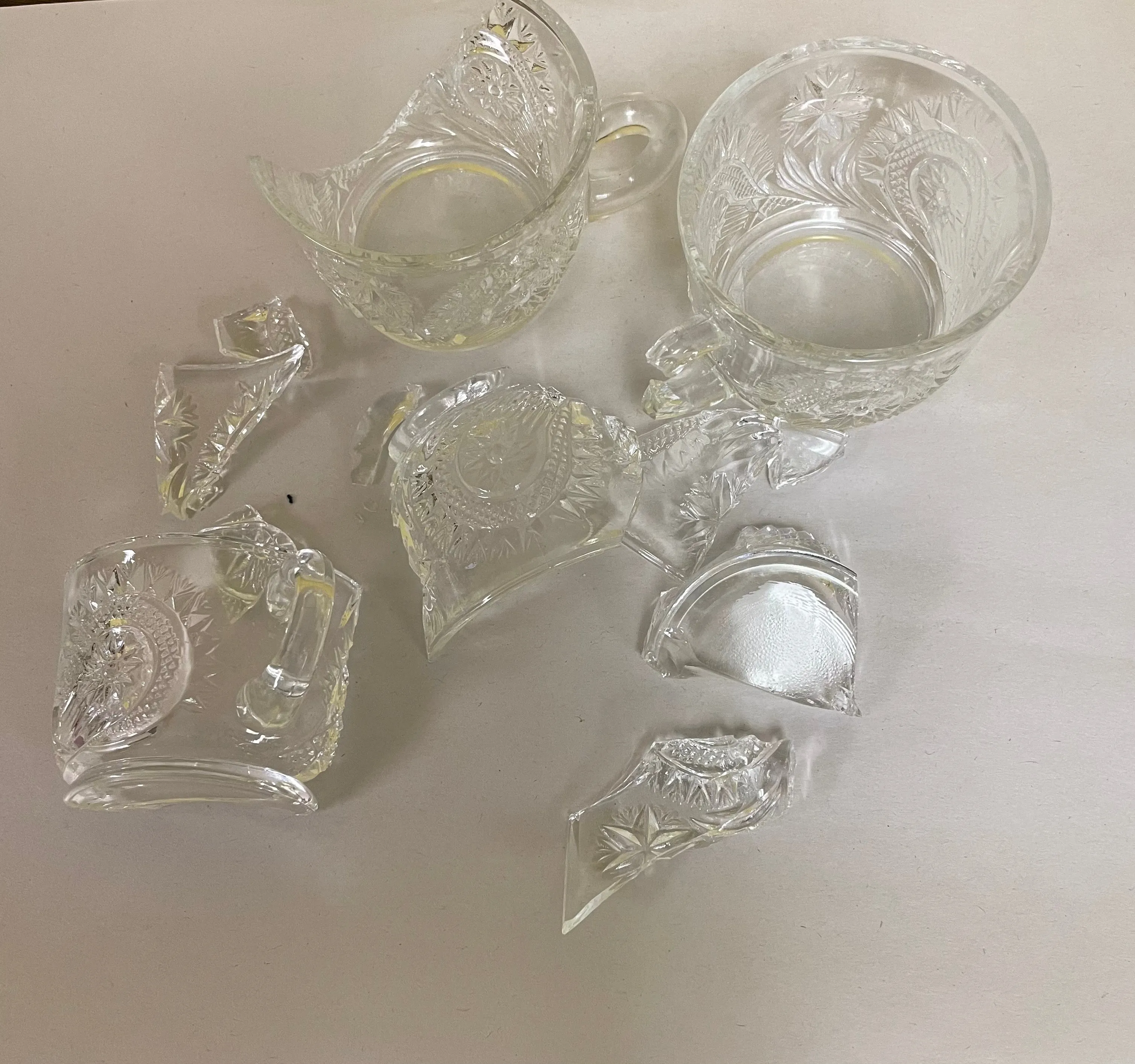 <€€ 1 Lbs Broken Vintage Clear Raised Etched Glass for Craft & Art Mosaic Projects 1/8" Thick