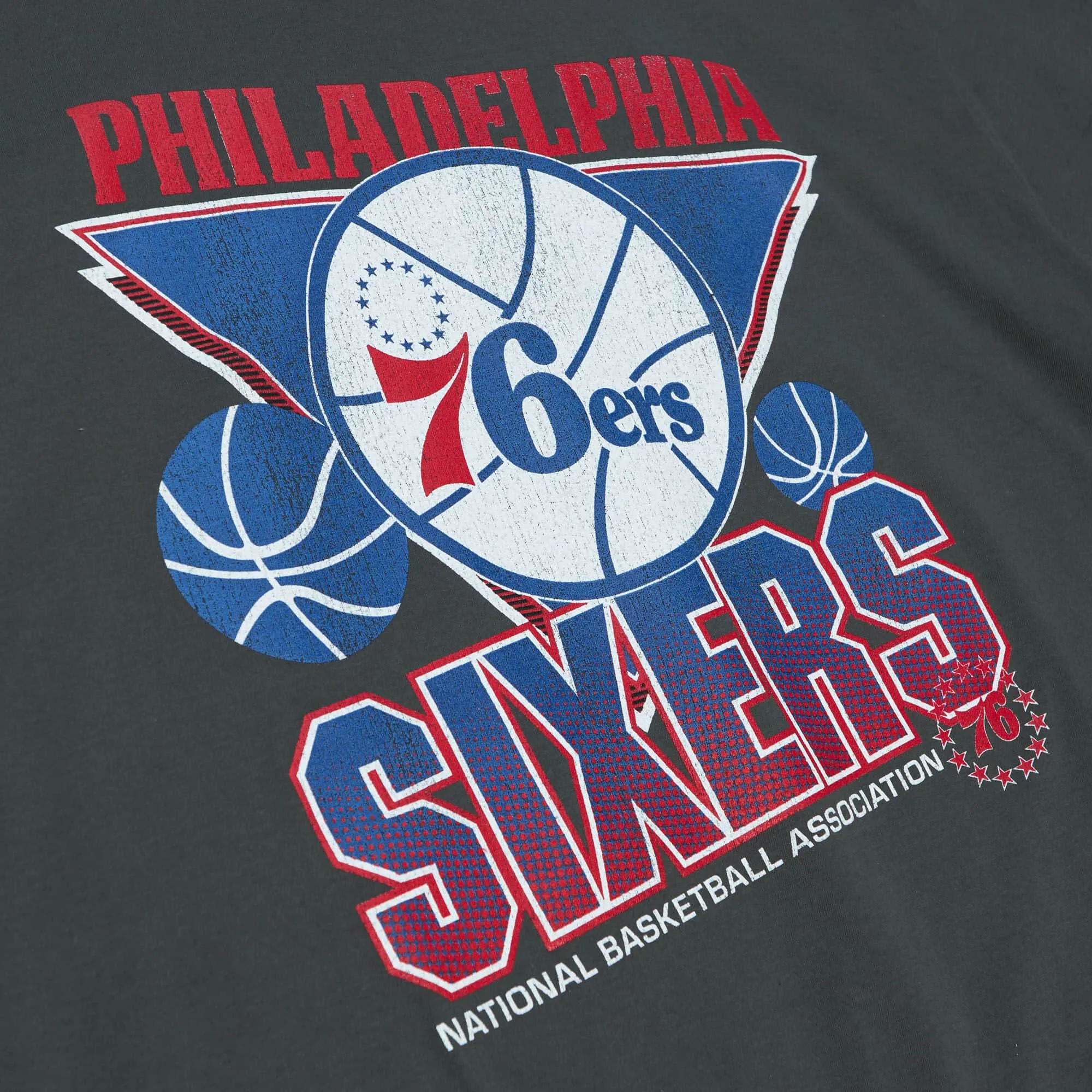 Mitchell & Ness Men's Vintage Cracked Tee Philadelphia 76ers