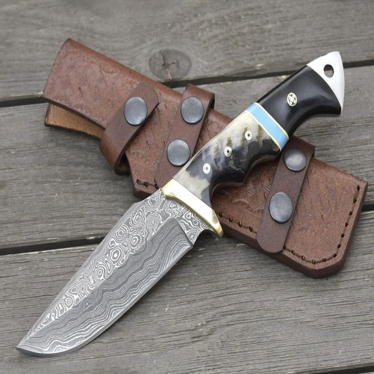 Reaver Hunting Knife with Ram Horn & Turquoise Handle