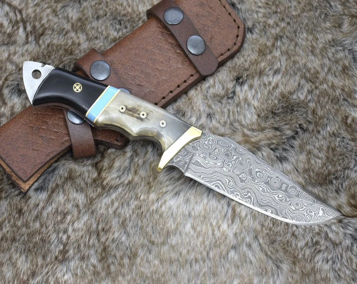 Reaver Hunting Knife with Ram Horn & Turquoise Handle