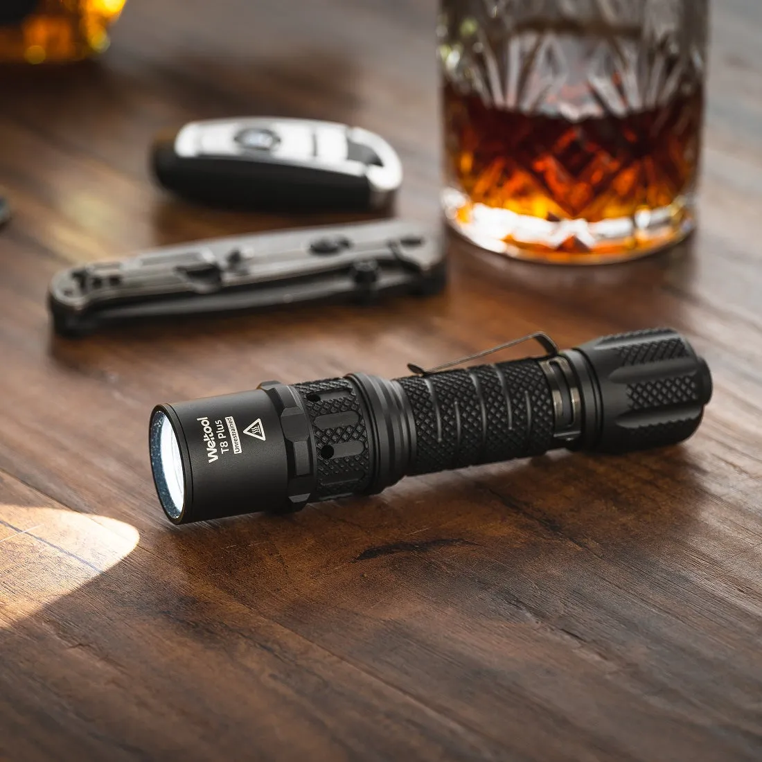 Weltool T8/T8Plus LED Flashlights 2,100 lumens